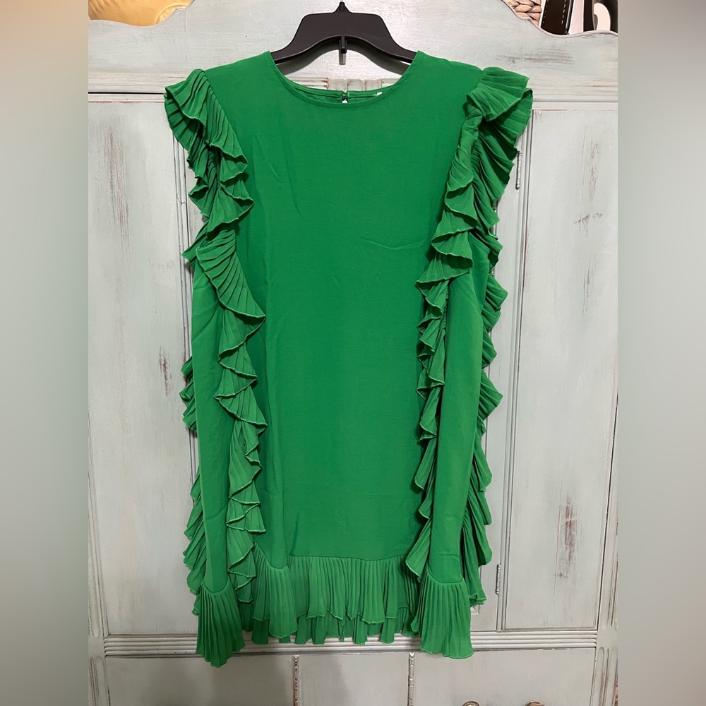 TCEC Kelly Green Ruffle Dress 👗